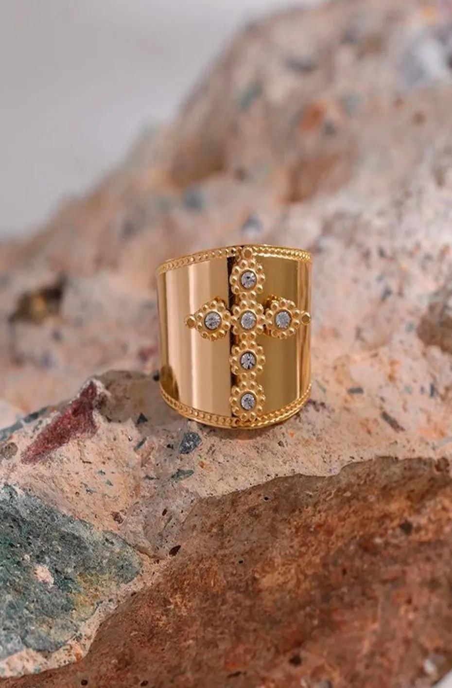 ANILLO CRUZ CIRCONITAS