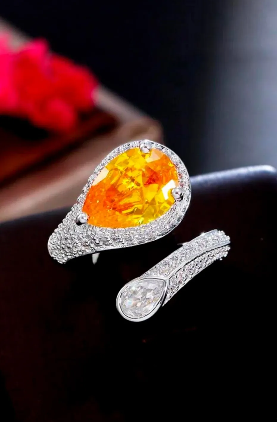 ANILLO GOTA DE AGUA AMARILLA