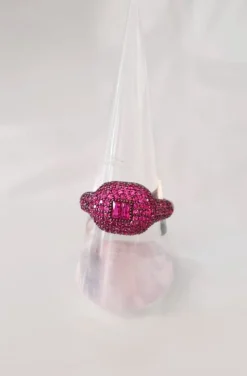 ANILLO PIEDRAS FUCSIA