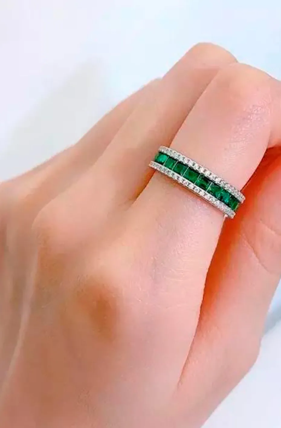 ANILLO PRINCESA ESMERALDA VERDE