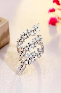 ANILLO TRES RAMILLETES
