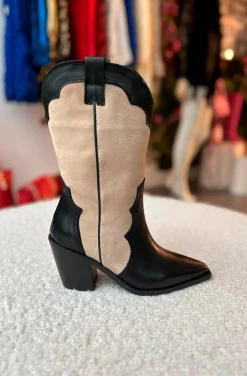 BOTAS CAMPERAS DANIELLA
