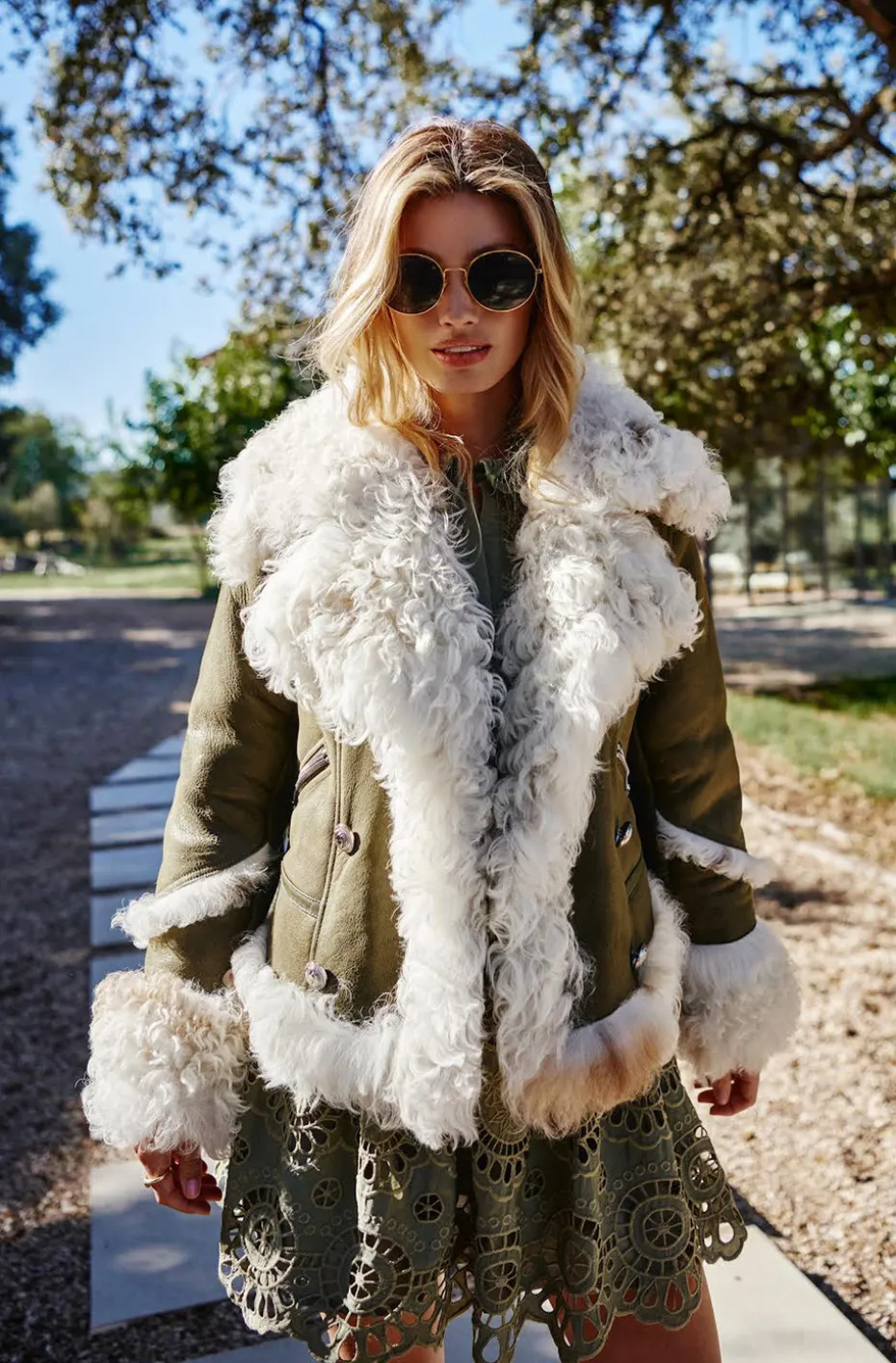 CHAQUETA DE PIEL MOSSY BY FETICHE SUANCES