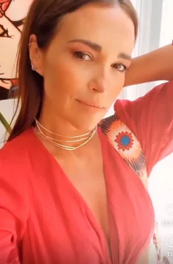CHOKER VARIAS LINEAS DORADO