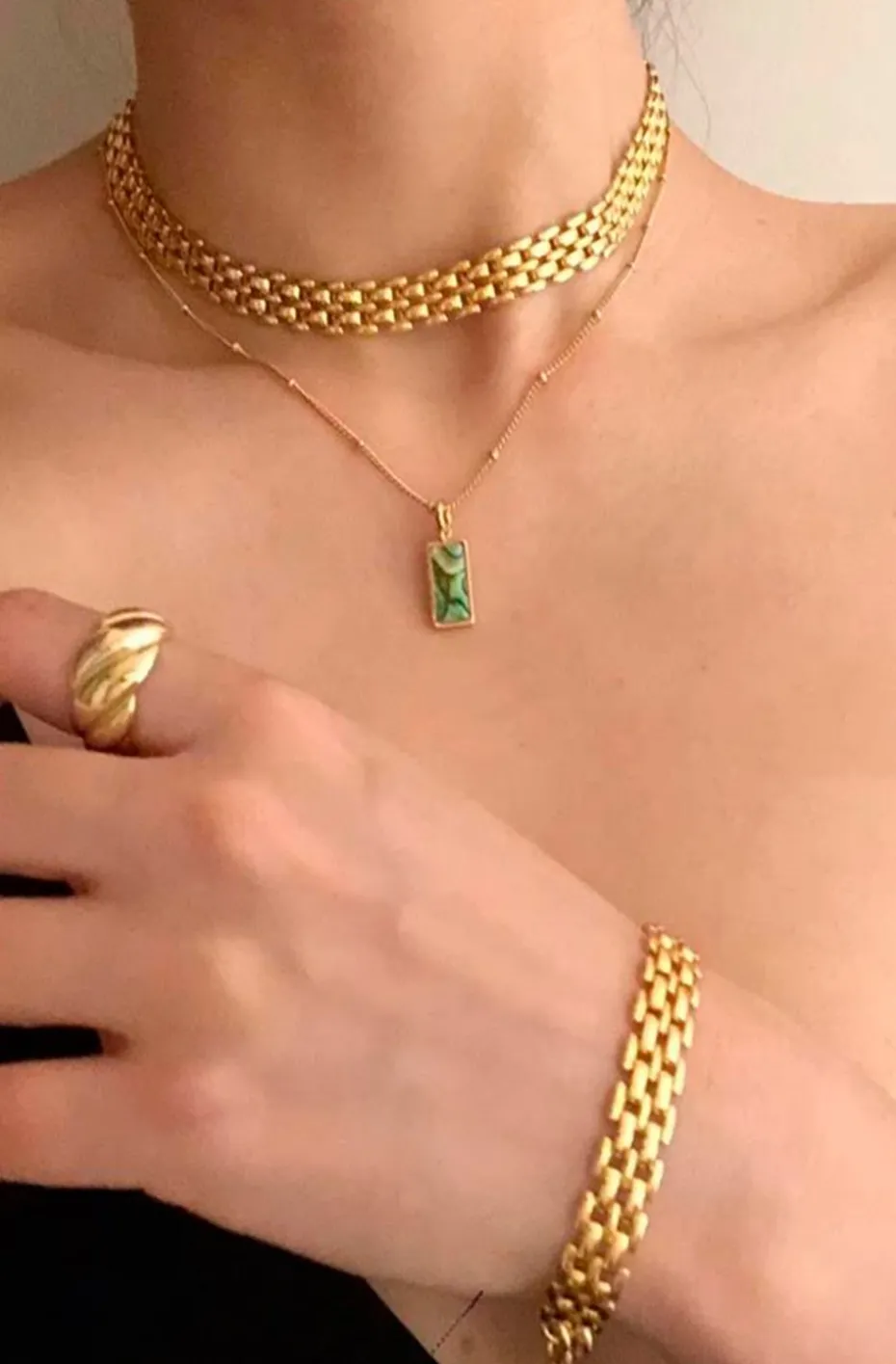 COLLAR CADENA DORADA ESLABONES