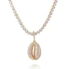 COLLAR CONCHA CRISTALES