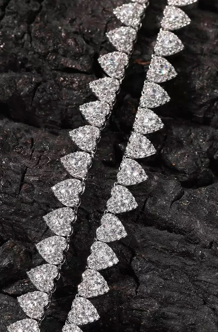 COLLAR CORAZONES DE PLATA