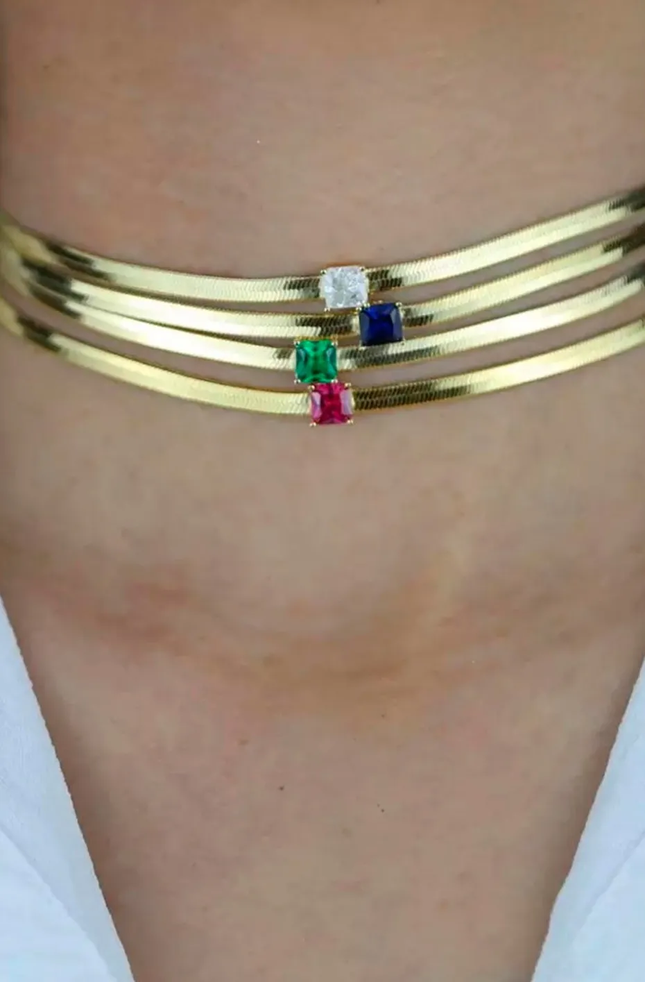 COLLAR ESMERALDA CUADRADA
