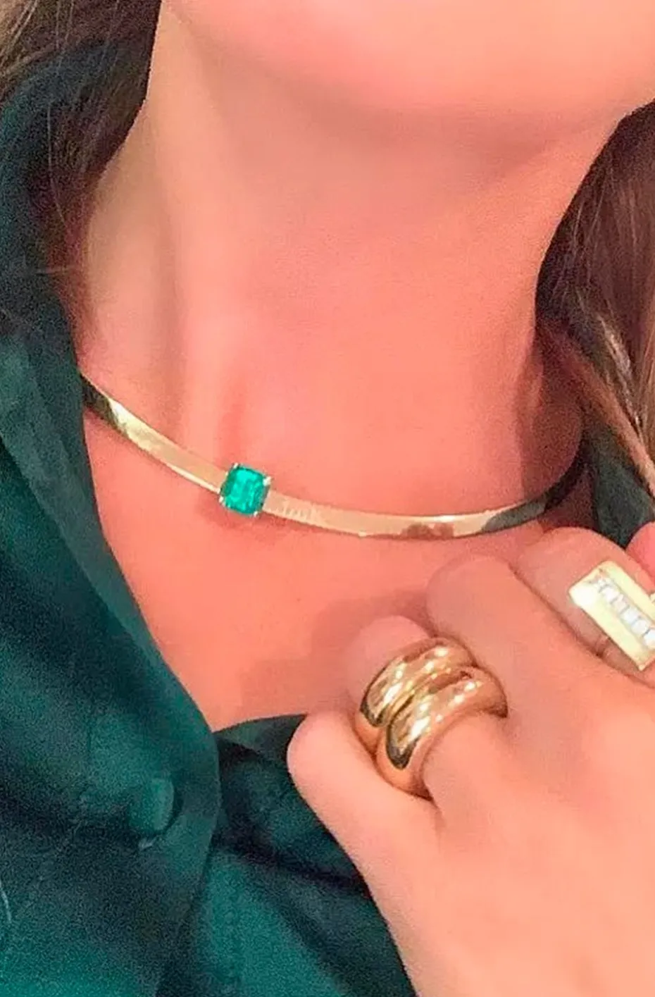 COLLAR ESMERALDA CUADRADA