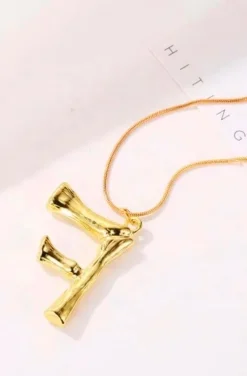 COLLAR INICIAL ¨F¨