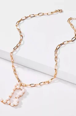 COLLAR INICIAL PERLAS B