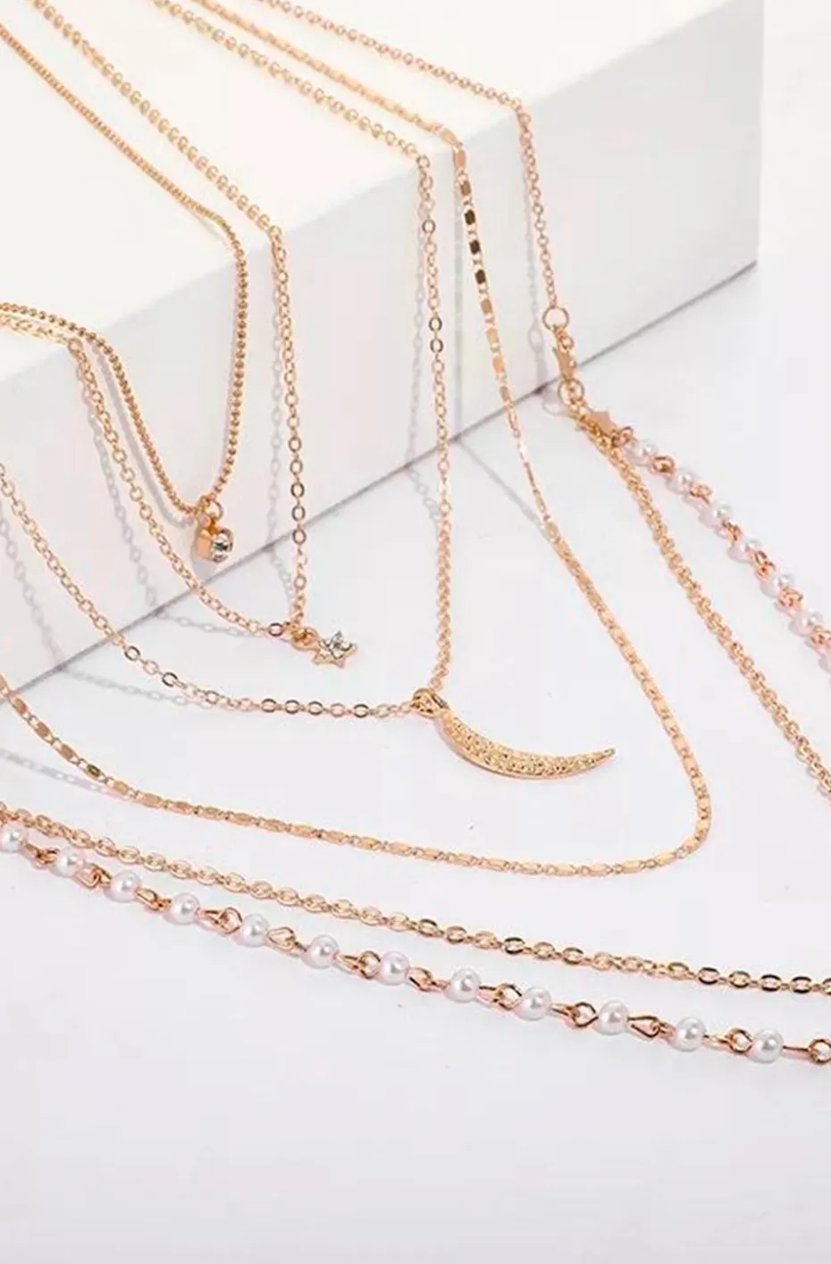 COLLAR LUNA, ESTRELLAS Y CADENAS