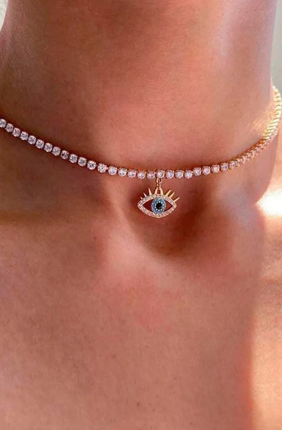 COLLAR OJO Y CIRCONITAS