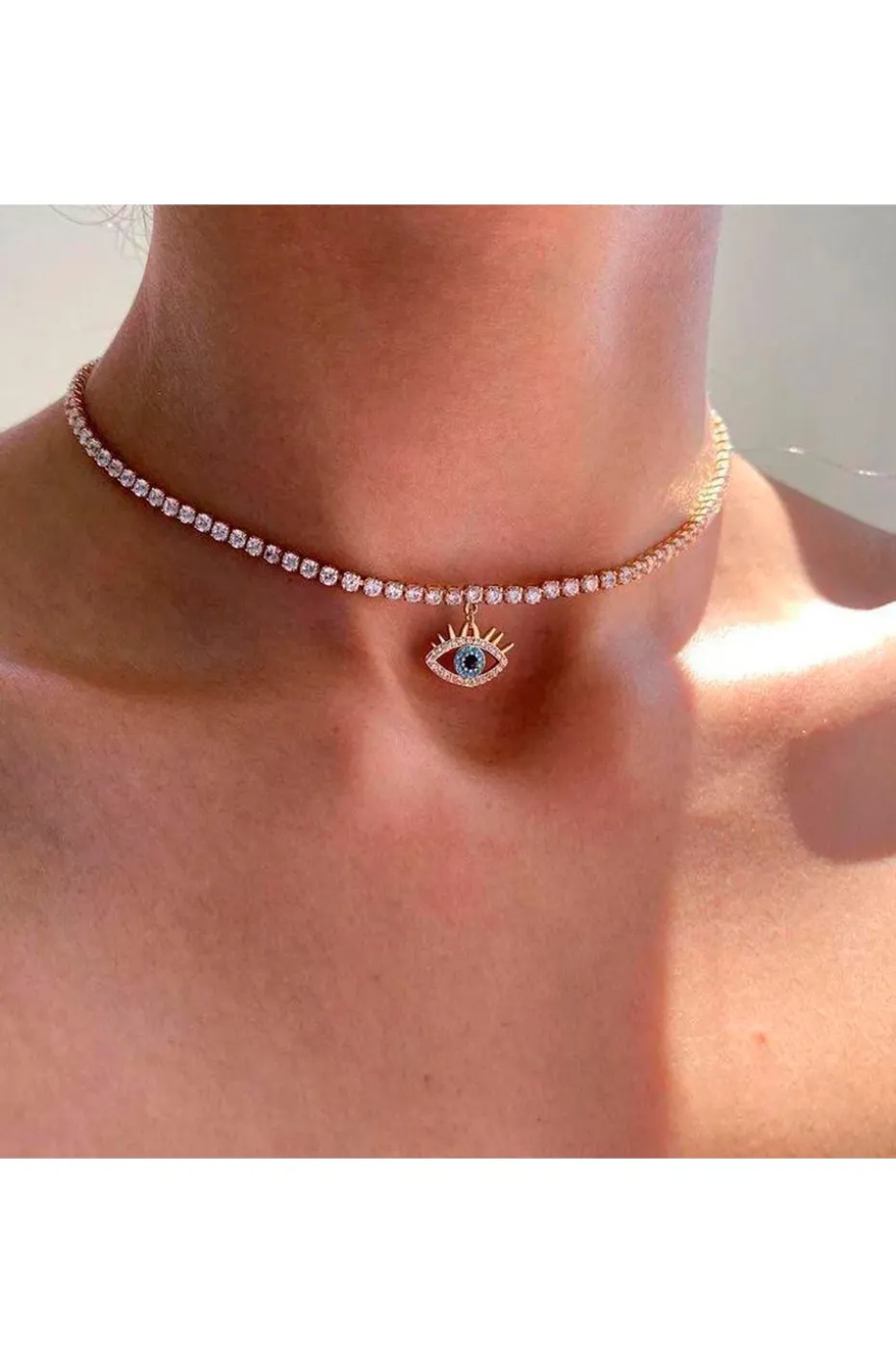 COLLAR OJO Y CIRCONITAS