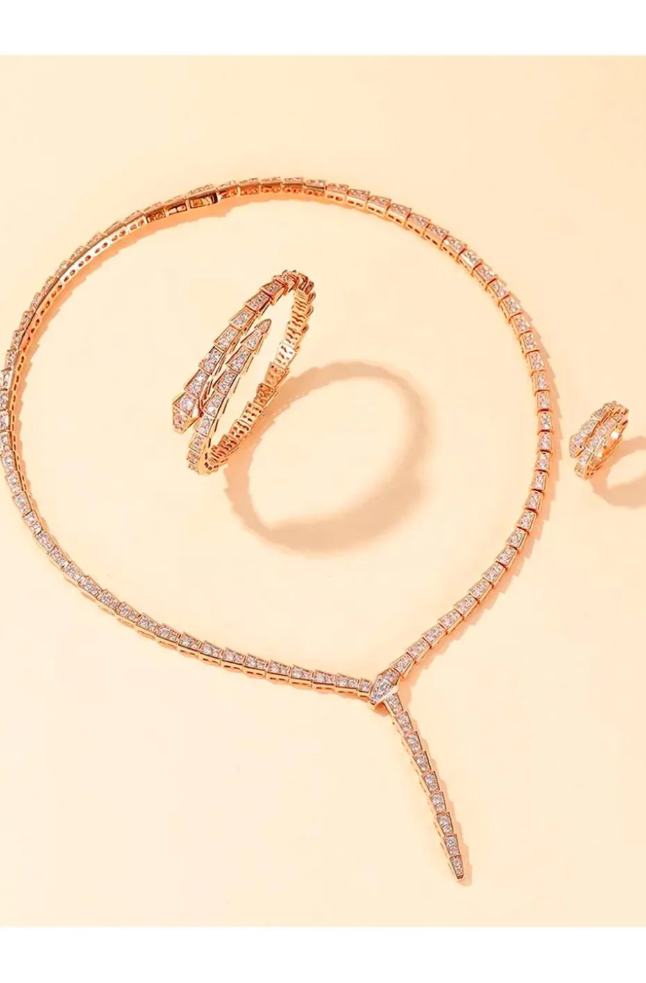 CONJUNTO DE COLLAR SERPIENTE, ANILLO Y PULSERA DORADO CIRCONITAS