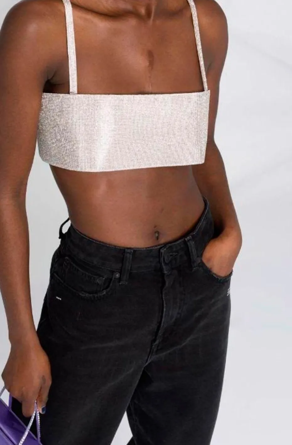CROP TOP DE CRISTALES EN COLOR PLATA