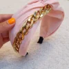 DIADEMA TURBANTE ROSA PASTEL CON CADENA