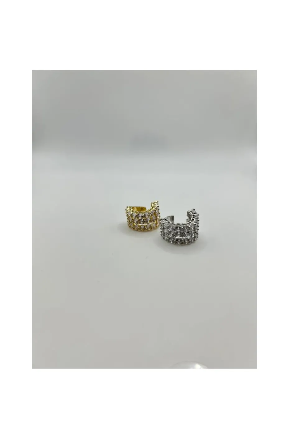 EAR CUFFS JOYA EN DORADO