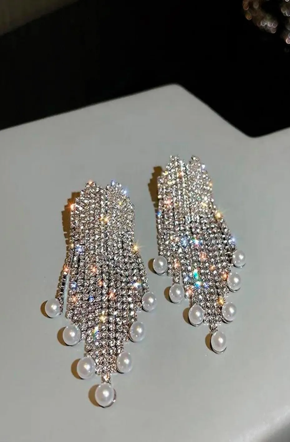PENDIENTES CORAZÓN CRISTALES Y PERLAS