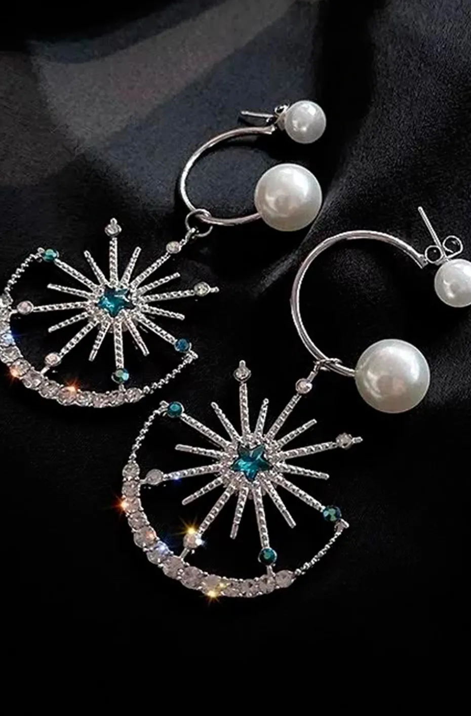 PENDIENTES DANCING MOON & STAR