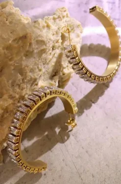 PENDIENTES DE ARO CON CIRCONITAS BAGUETTE