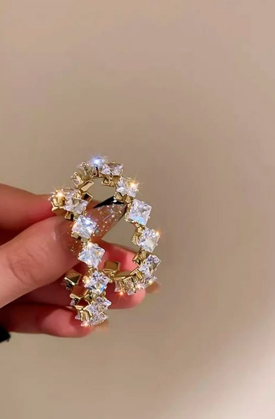 PENDIENTES DE ARO ROMBOS CRISTALES