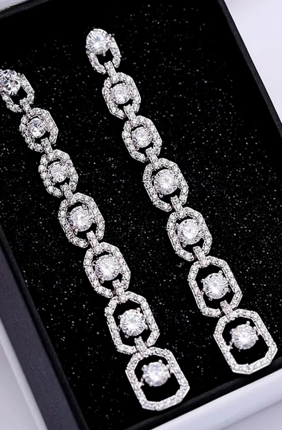 PENDIENTES DIAMOND DE ESTILO VINTAGE