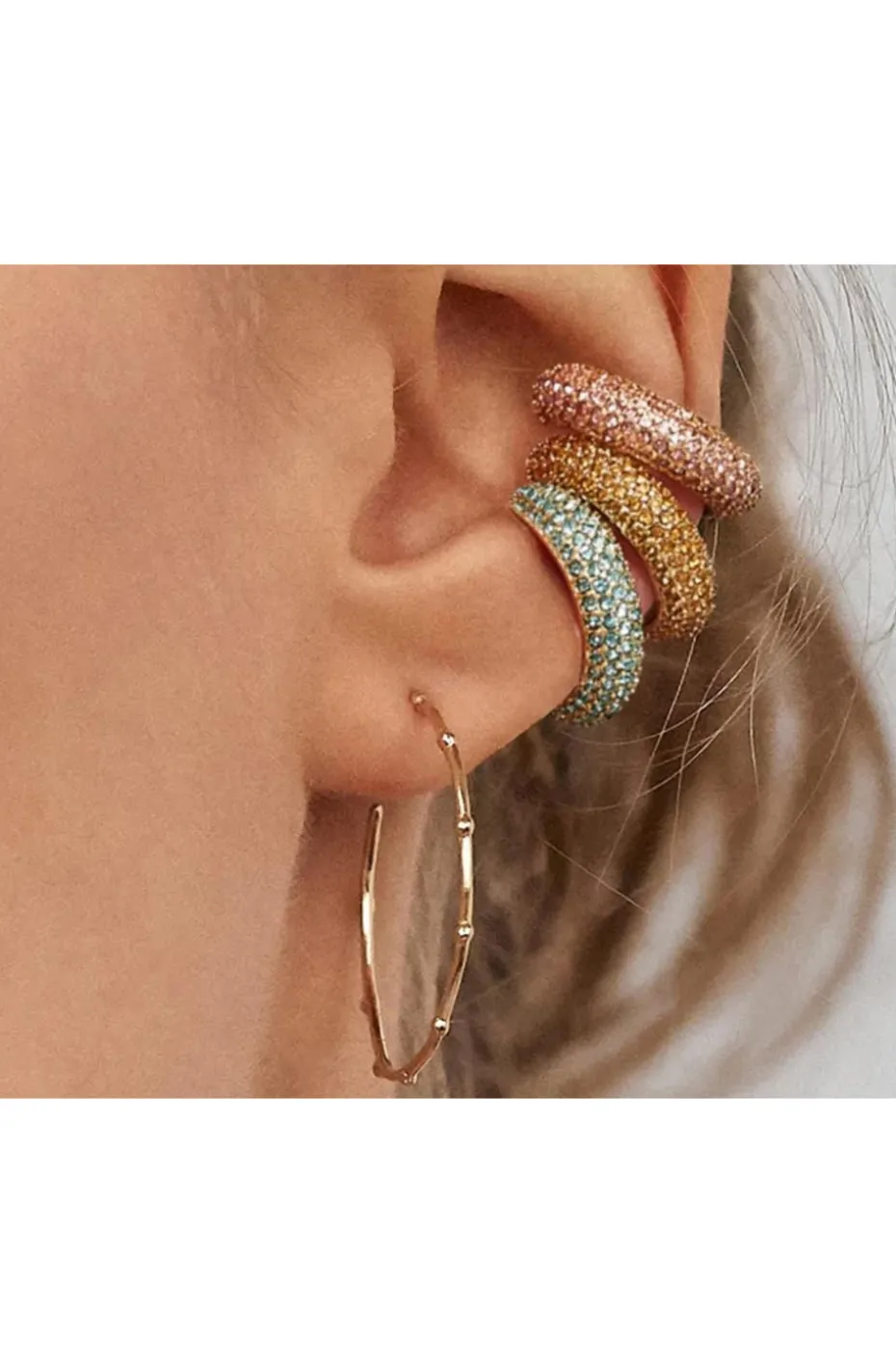 PENDIENTES EAR CUFFS CIRCONITAS DORADO