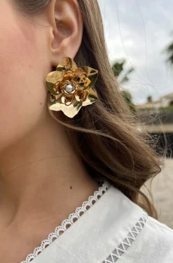 PENDIENTES FLOR DORADA CON PERLA