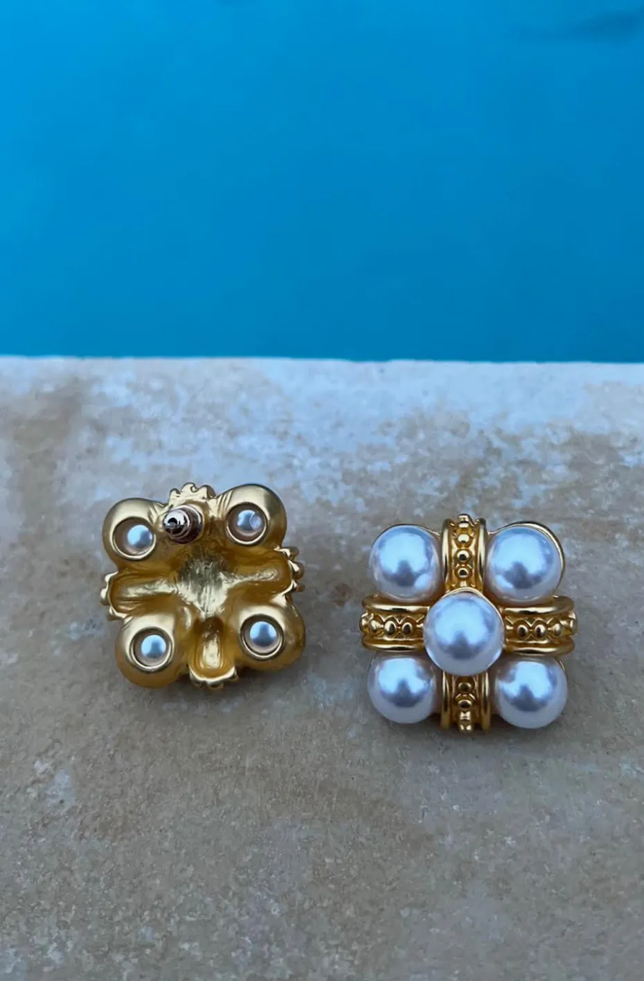 PENDIENTES GEOMÉTRICOS CON PERLAS
