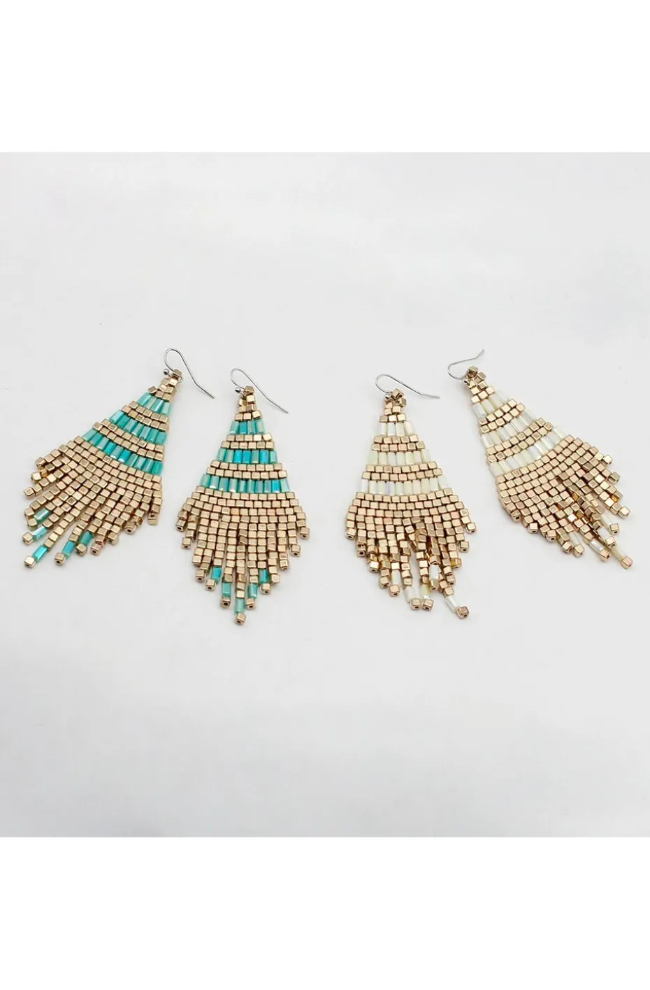 PENDIENTES HIPPIE CHIC ABALORIOS BLANCO