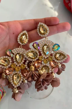 PENDIENTES SEVILLA FLORES TONOS CARAMELO