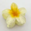 PINZA DEL PELO FLOR HAWAIANA AMARILLO PASTEL