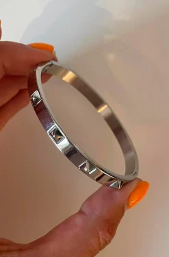 PULSERA STUDS PLATA