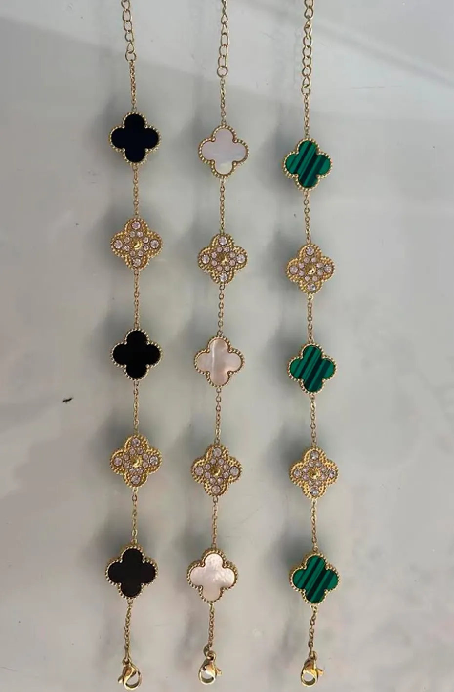 PULSERA TREBOL JADE