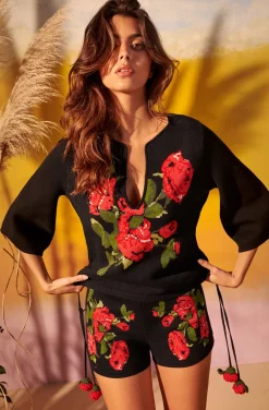 TOP Y SHORT ROSAS ROJAS BY FETICHE SUANCES