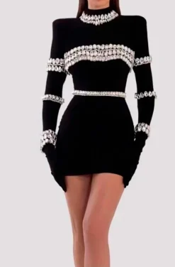 VESTIDO NEGRO DE FIESTA CON CRISTALES